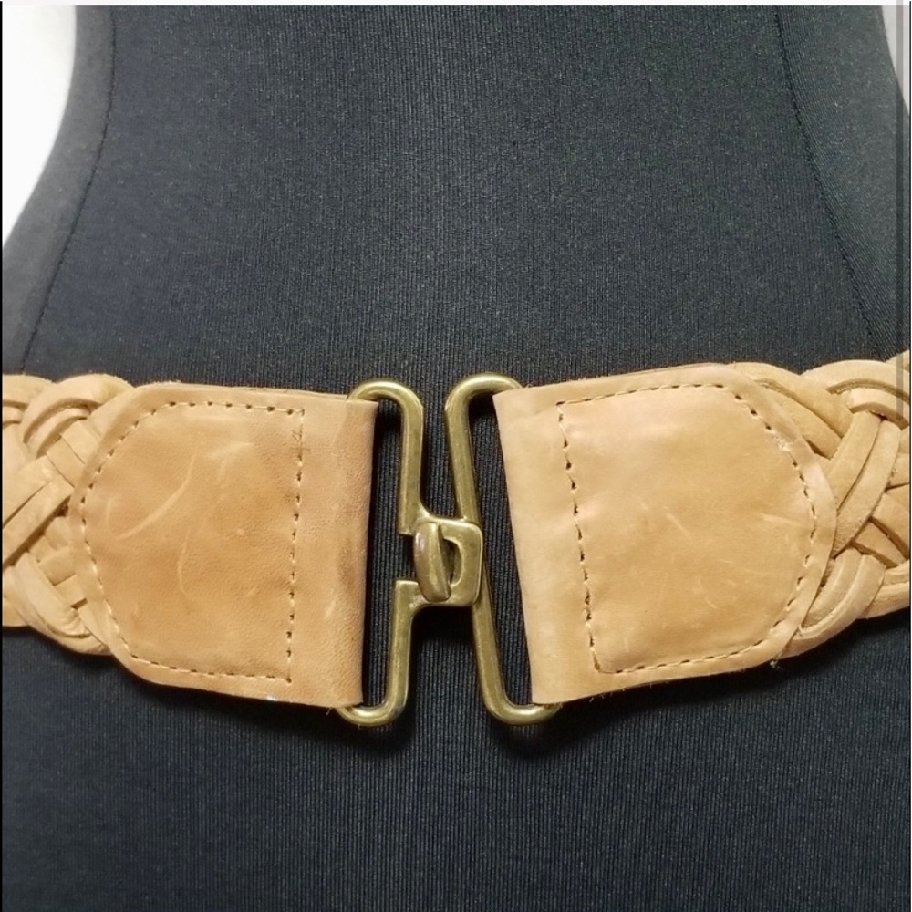Nine West Tan Leather Stretch Belt Size M/L